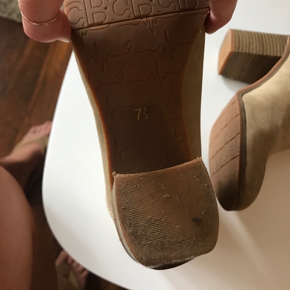 BC Crew Boot In Taupe - Picture 8 of 8